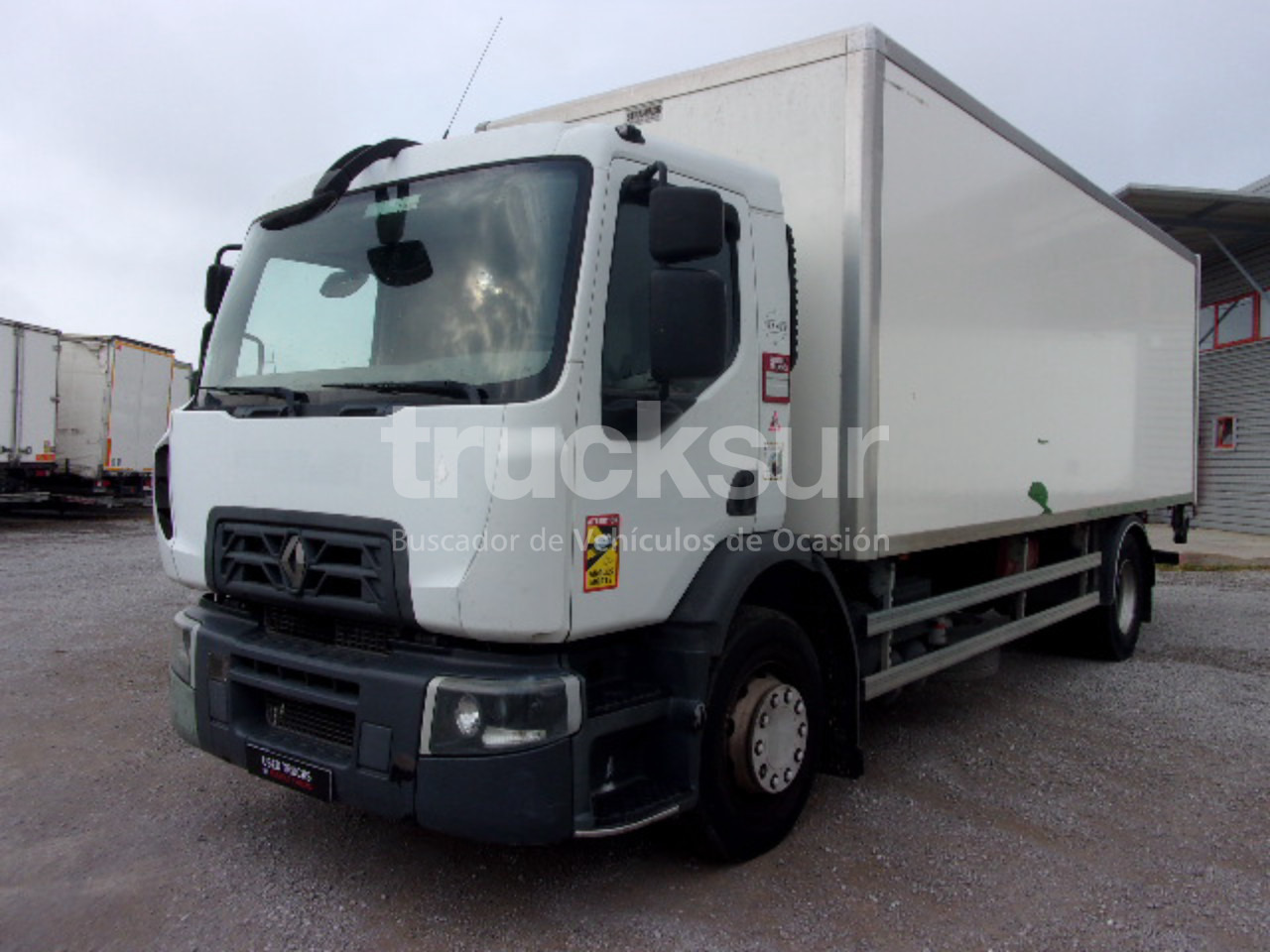 RENAULT D320.18 - Skříňový nákladní auto: obrázok 1 RENAULT D320.18 - Skříňový nákladní auto: obrázok 1
