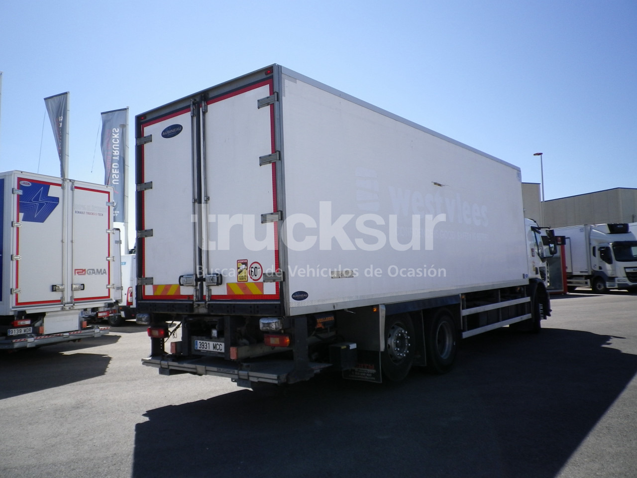 RENAULT D320.26 FRC - Chladirenské nákladné vozidlo: obrázok 4 RENAULT D320.26 FRC - Chladirenské nákladné vozidlo: obrázok 4