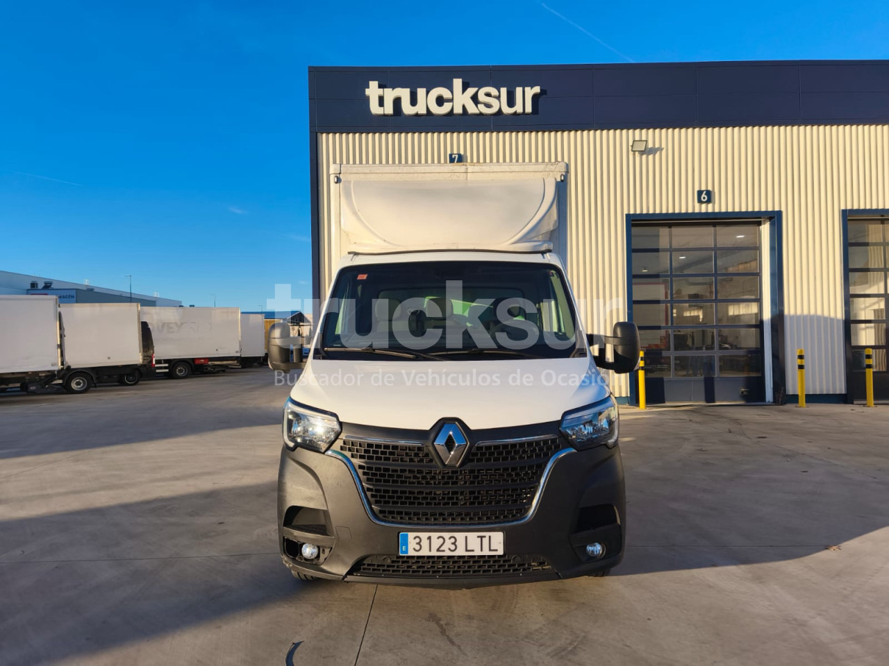 Dodávka skriňová nadstavba RENAULT MASTER 165.35 GV: obrázok 7