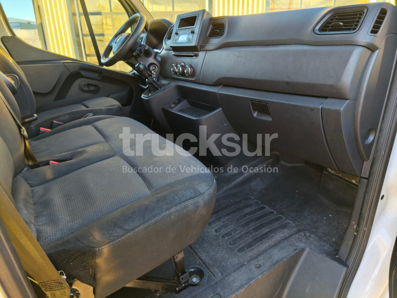 Dodávka skriňová nadstavba RENAULT MASTER 165.35 GV: obrázok 8