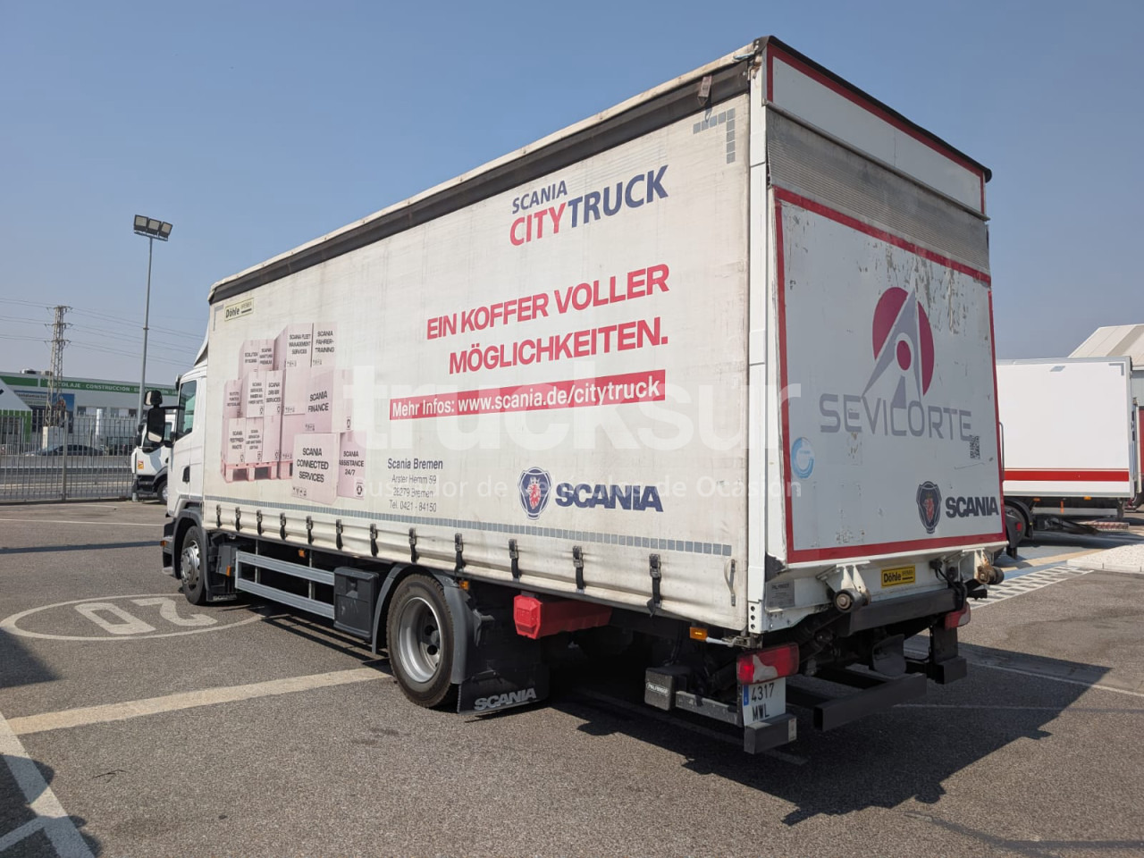 SCANIA G320.18 - Plachtové nákladné vozidlo: obrázok 4 SCANIA G320.18 - Plachtové nákladné vozidlo: obrázok 4