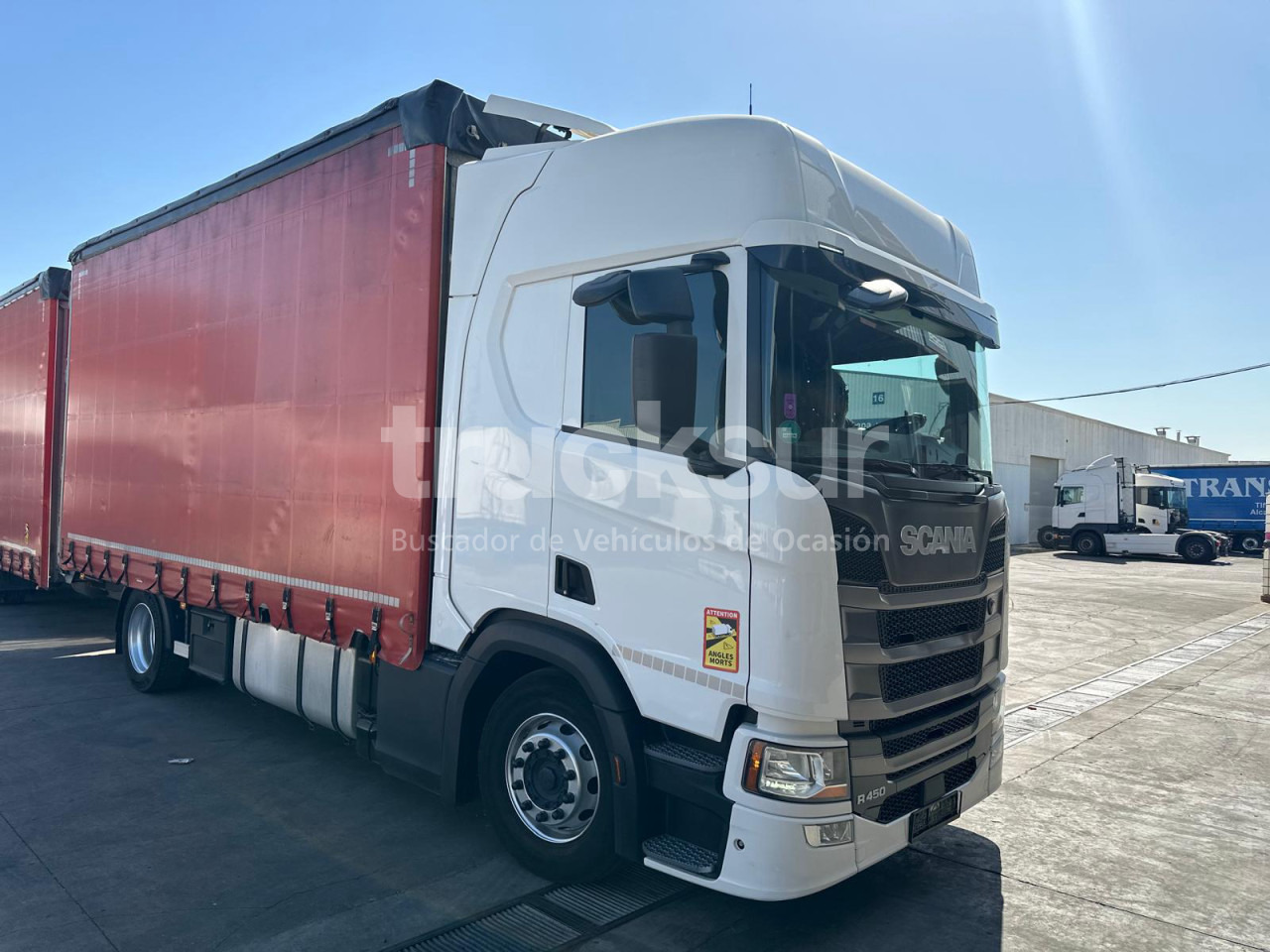 SCANIA R450.18 - Plachtové nákladné vozidlo: obrázok 5 SCANIA R450.18 - Plachtové nákladné vozidlo: obrázok 5