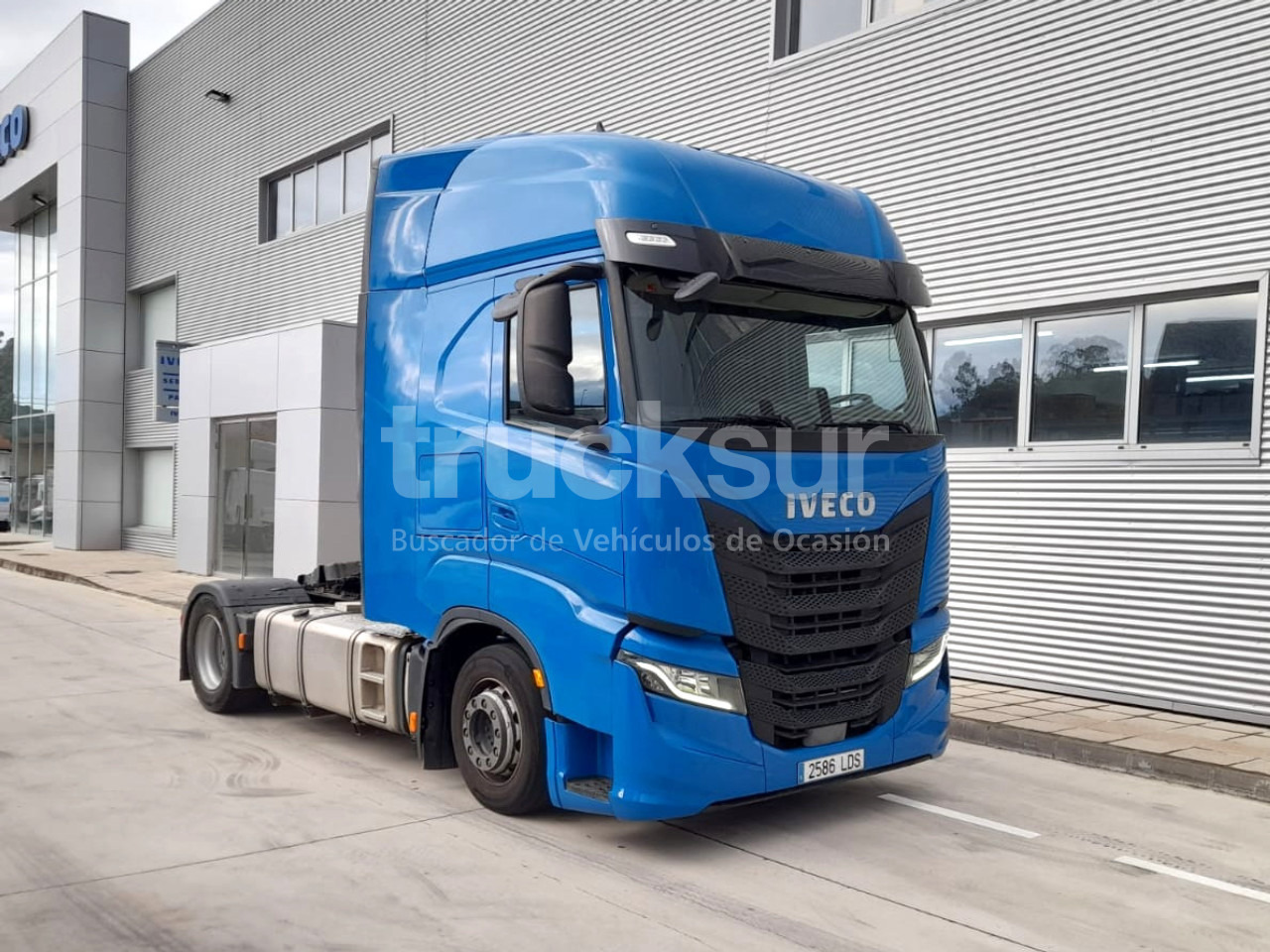 IVECO S-WAY AS440S46T/P - Ťahač: obrázok 2 IVECO S-WAY AS440S46T/P - Ťahač: obrázok 2