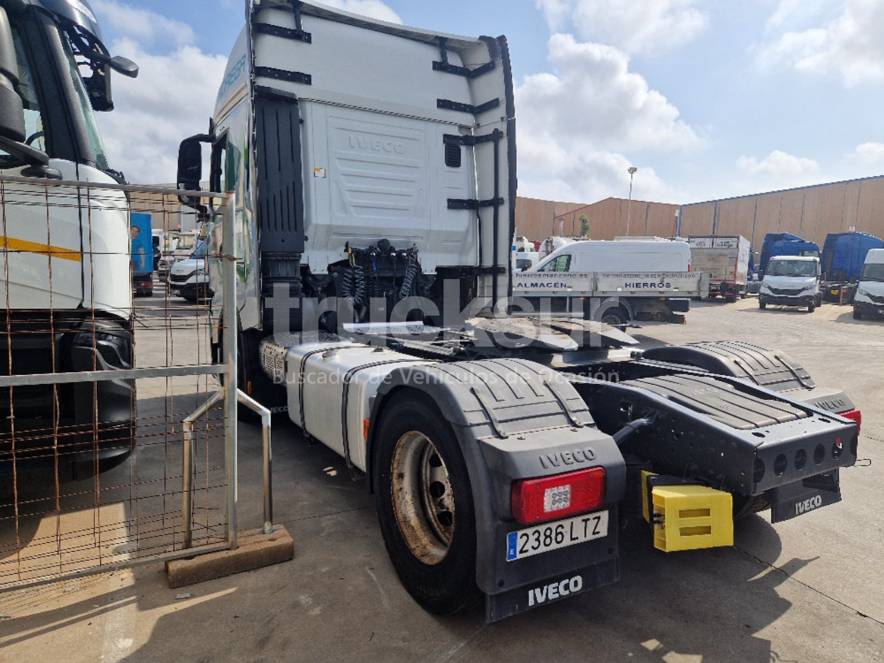 IVECO S-WAY AS440S51T/P - Ťahač: obrázok 4 IVECO S-WAY AS440S51T/P - Ťahač: obrázok 4