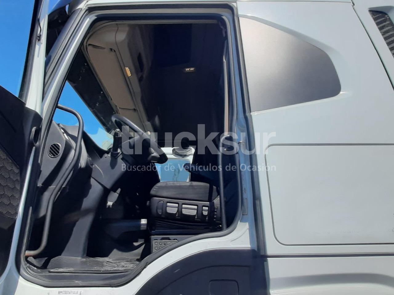 IVECO S-WAY AS440S51T/P - Ťahač: obrázok 5 IVECO S-WAY AS440S51T/P - Ťahač: obrázok 5
