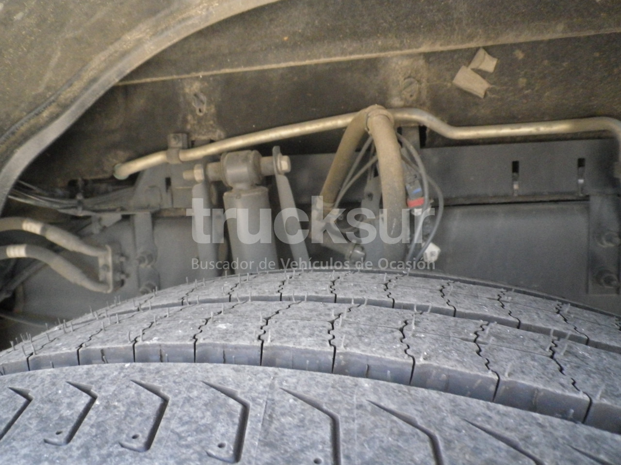 Ťahač RENAULT T440 SLEEPER CAB: obrázok 13