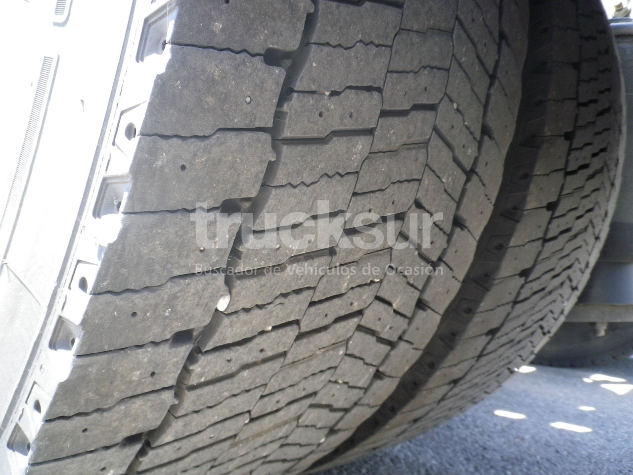 Ťahač RENAULT T440 SLEEPER CAB: obrázok 14