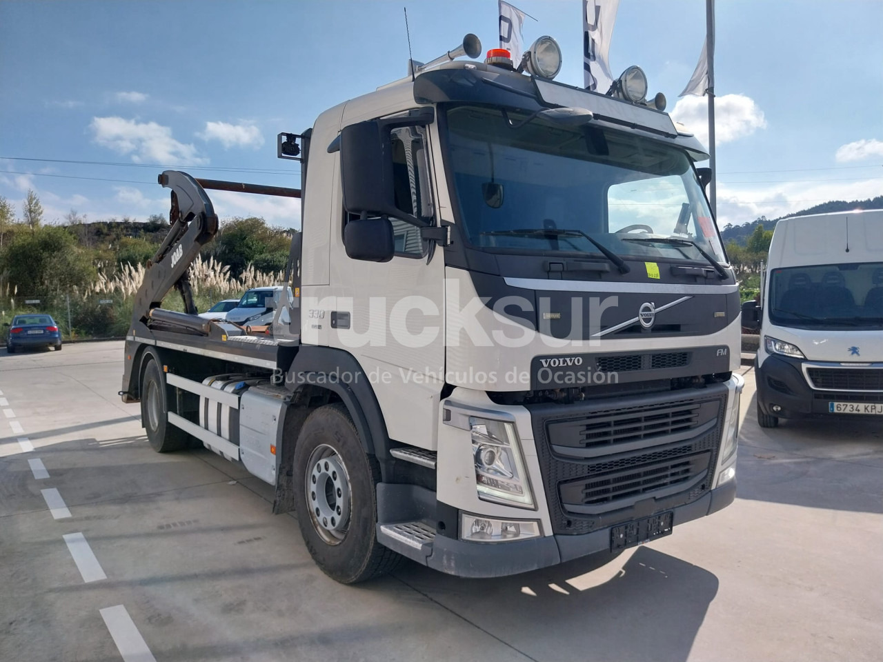 VOLVO FM 330HP - Ramenový nosič kontajnerov: obrázok 3 VOLVO FM 330HP - Ramenový nosič kontajnerov: obrázok 3