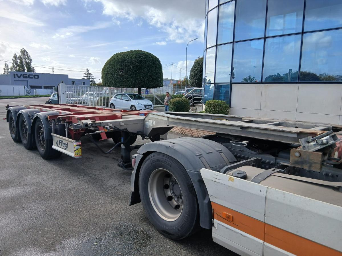 Fliegl - Náves preprava kontajnerov/ Výmenná nadstavba: obrázok 5 Fliegl - Náves preprava kontajnerov/ Výmenná nadstavba: obrázok 5