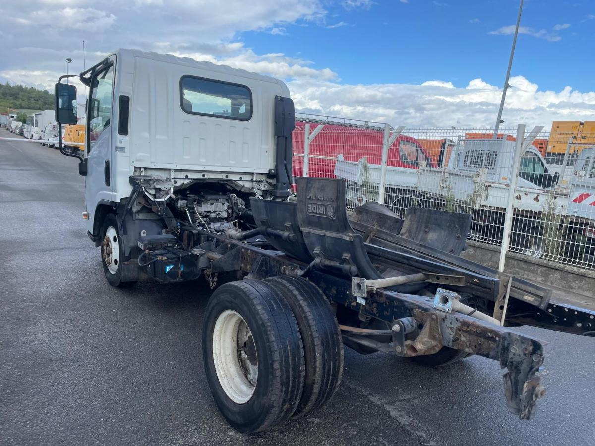 Isuzu - Podvozek s kabinou: obrázok 4 Isuzu - Podvozek s kabinou: obrázok 4