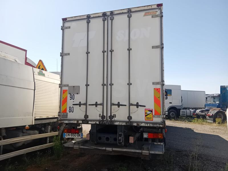 Mercedes Axor 1829 - Skříňový nákladní auto: obrázok 2 Mercedes Axor 1829 - Skříňový nákladní auto: obrázok 2