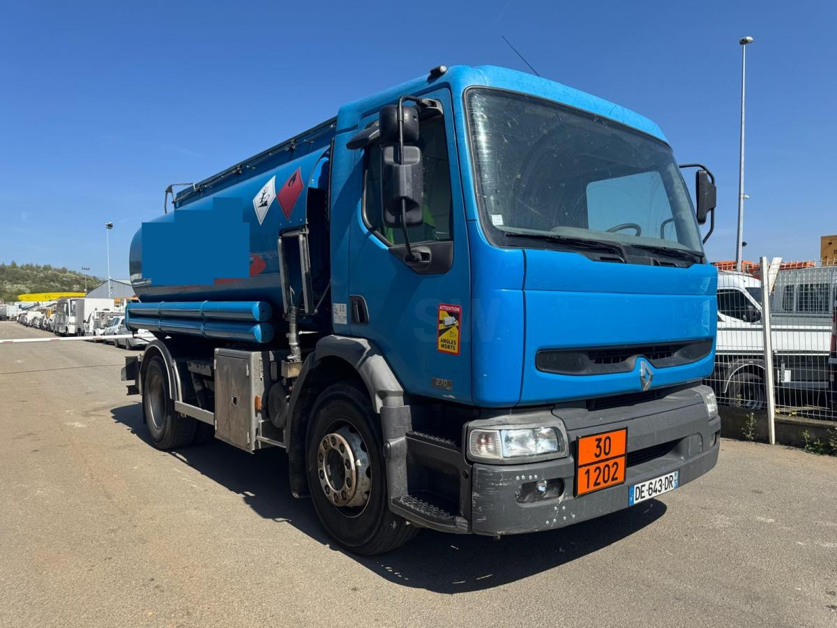Renault Premium 270 DCI - Cisternové vozidlo: obrázok 3 Renault Premium 270 DCI - Cisternové vozidlo: obrázok 3