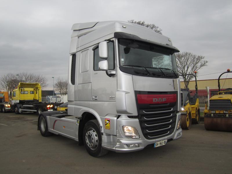 DAF XF105 460 - Ťahač: obrázok 1 DAF XF105 460 - Ťahač: obrázok 1