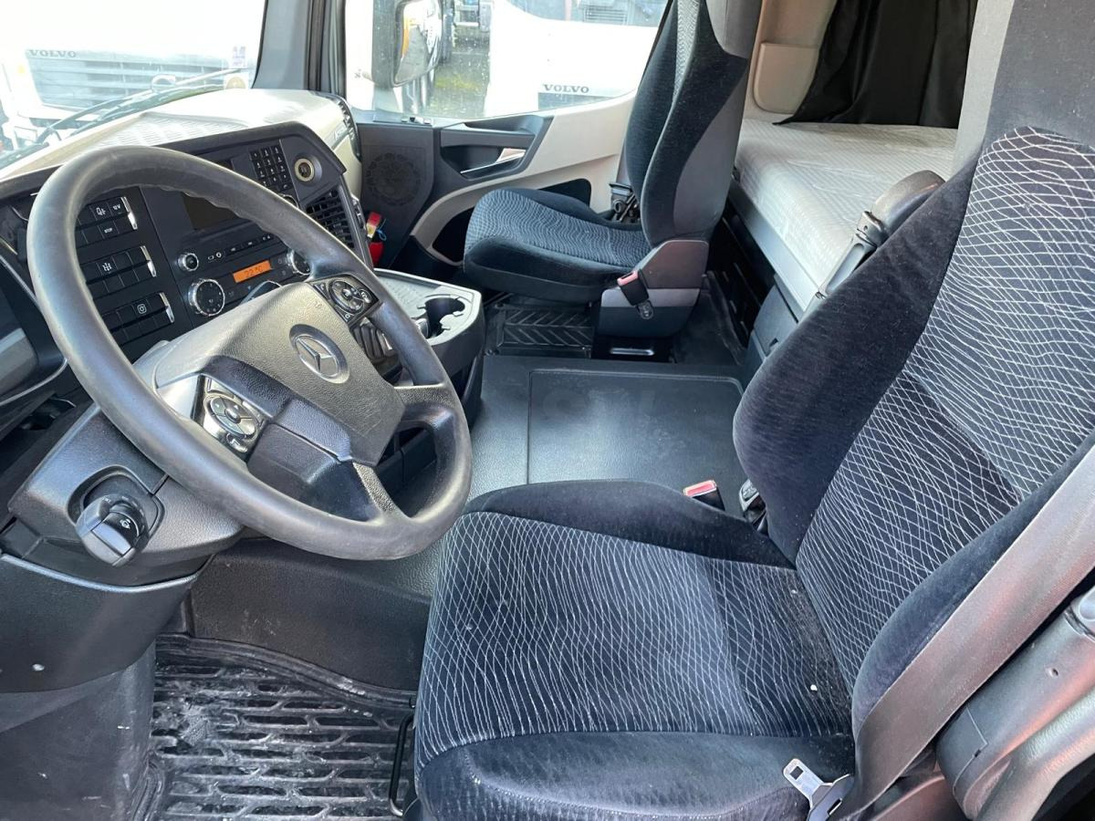 Mercedes Actros 1845 - Ťahač: obrázok 2 Mercedes Actros 1845 - Ťahač: obrázok 2