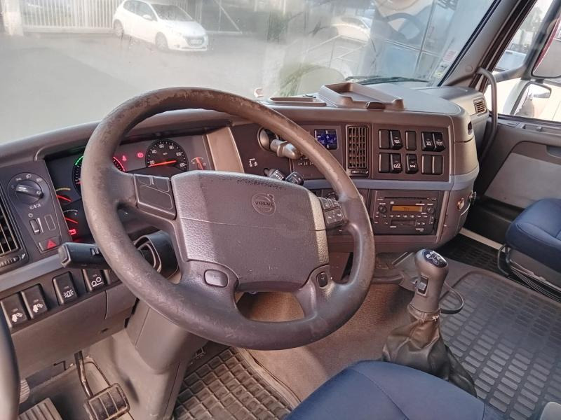 Volvo FH - Valníkový/ Plošinový nákladný automobil: obrázok 3 Volvo FH - Valníkový/ Plošinový nákladný automobil: obrázok 3