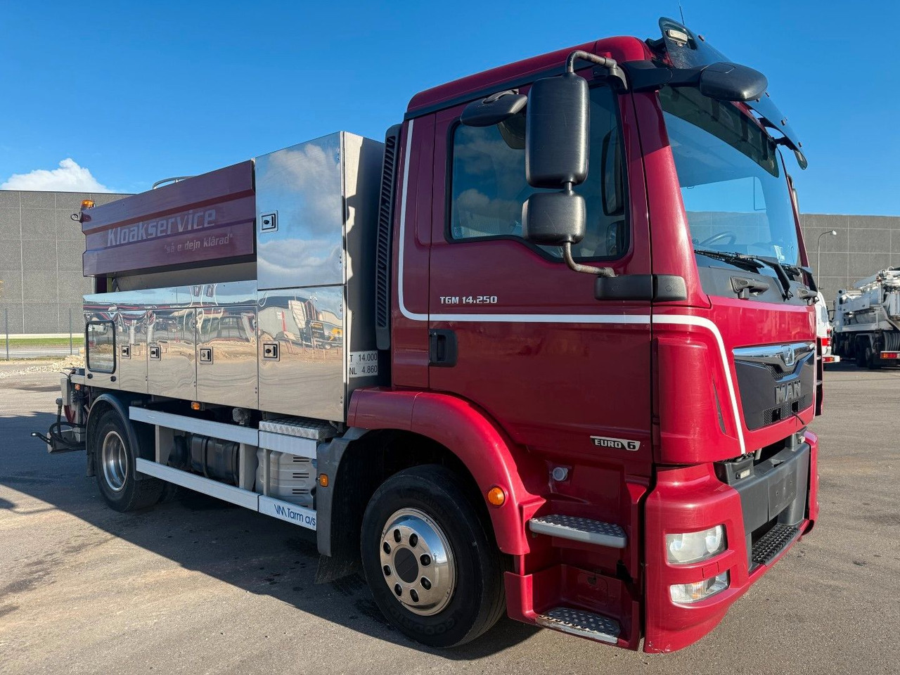 MAN TGM 14.250 VM-Tarm Stainless Steel 5600 l. Kombi - Fekálne vozidlo: obrázok 2 MAN TGM 14.250 VM-Tarm Stainless Steel 5600 l. Kombi - Fekálne vozidlo: obrázok 2