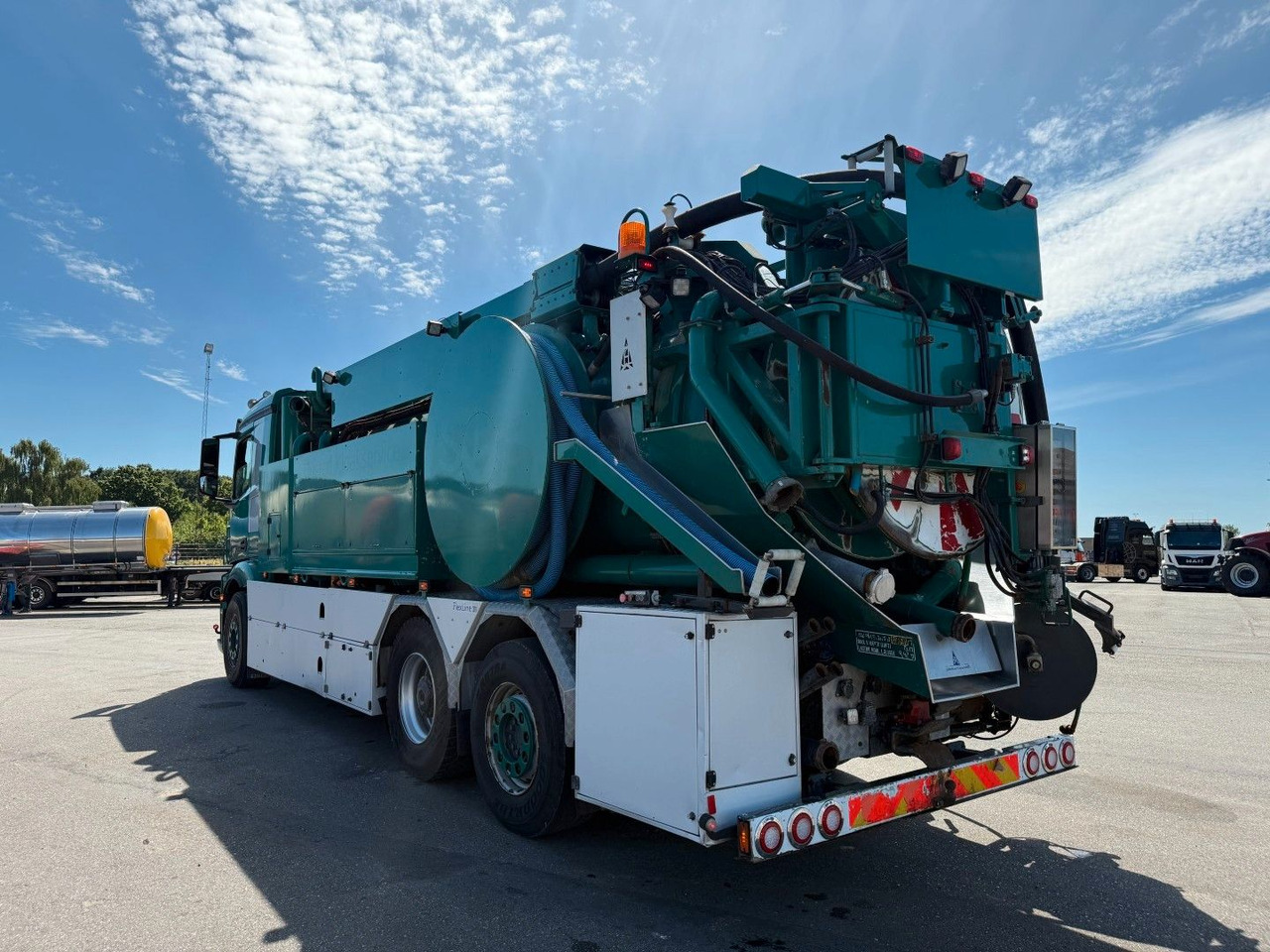 Mercedes-Benz Actros 2551 6x2*4 Hvidtved Larsen Flexline 311 - Fekálne vozidlo: obrázok 4 Mercedes-Benz Actros 2551 6x2*4 Hvidtved Larsen Flexline 311 - Fekálne vozidlo: obrázok 4