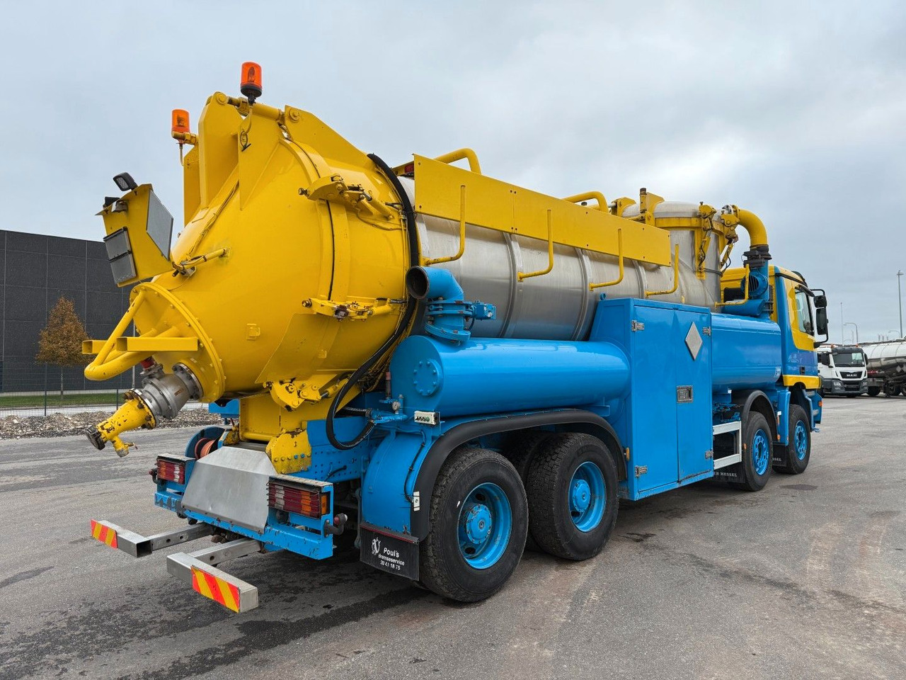 Mercedes-Benz Actros 4140 8x4 KOKS MEGAVAC 8000 ADR Dry Vac - Fekálne vozidlo: obrázok 3 Mercedes-Benz Actros 4140 8x4 KOKS MEGAVAC 8000 ADR Dry Vac - Fekálne vozidlo: obrázok 3