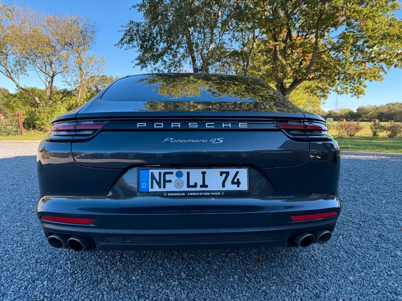 Porsche Panamera 4 S Diesel - Sedan: obrázok 5 Porsche Panamera 4 S Diesel - Sedan: obrázok 5