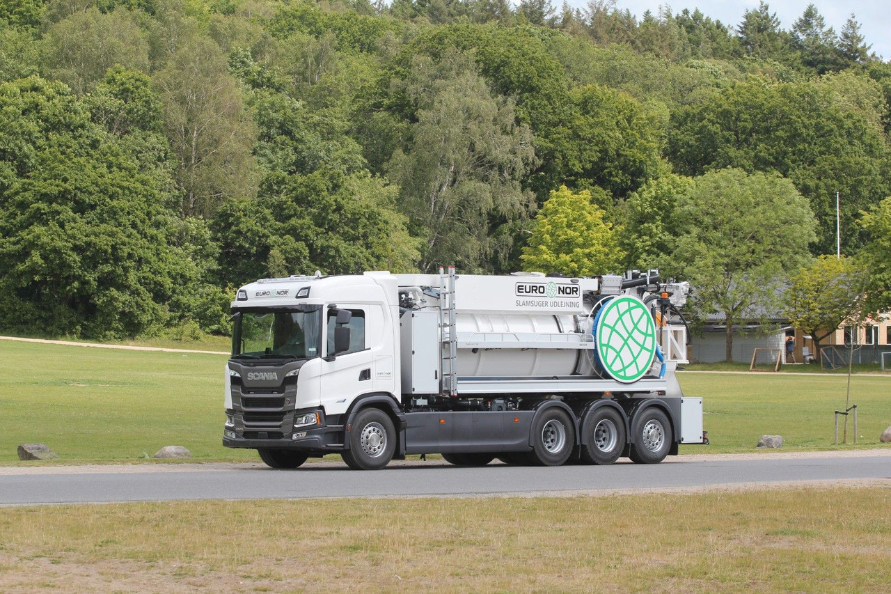 Scania G460 B8x4*4NBMN Bucher FlexLine CM140 - Fekálne vozidlo: obrázok 1 Scania G460 B8x4*4NBMN Bucher FlexLine CM140 - Fekálne vozidlo: obrázok 1