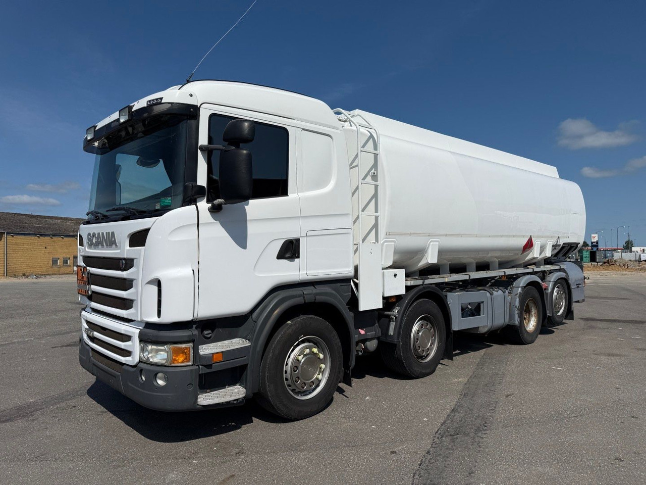 Scania G480 8x2*6 24.000 L / 5 compartments / ADR Tank - Cisternové vozidlo: obrázok 1 Scania G480 8x2*6 24.000 L / 5 compartments / ADR Tank - Cisternové vozidlo: obrázok 1