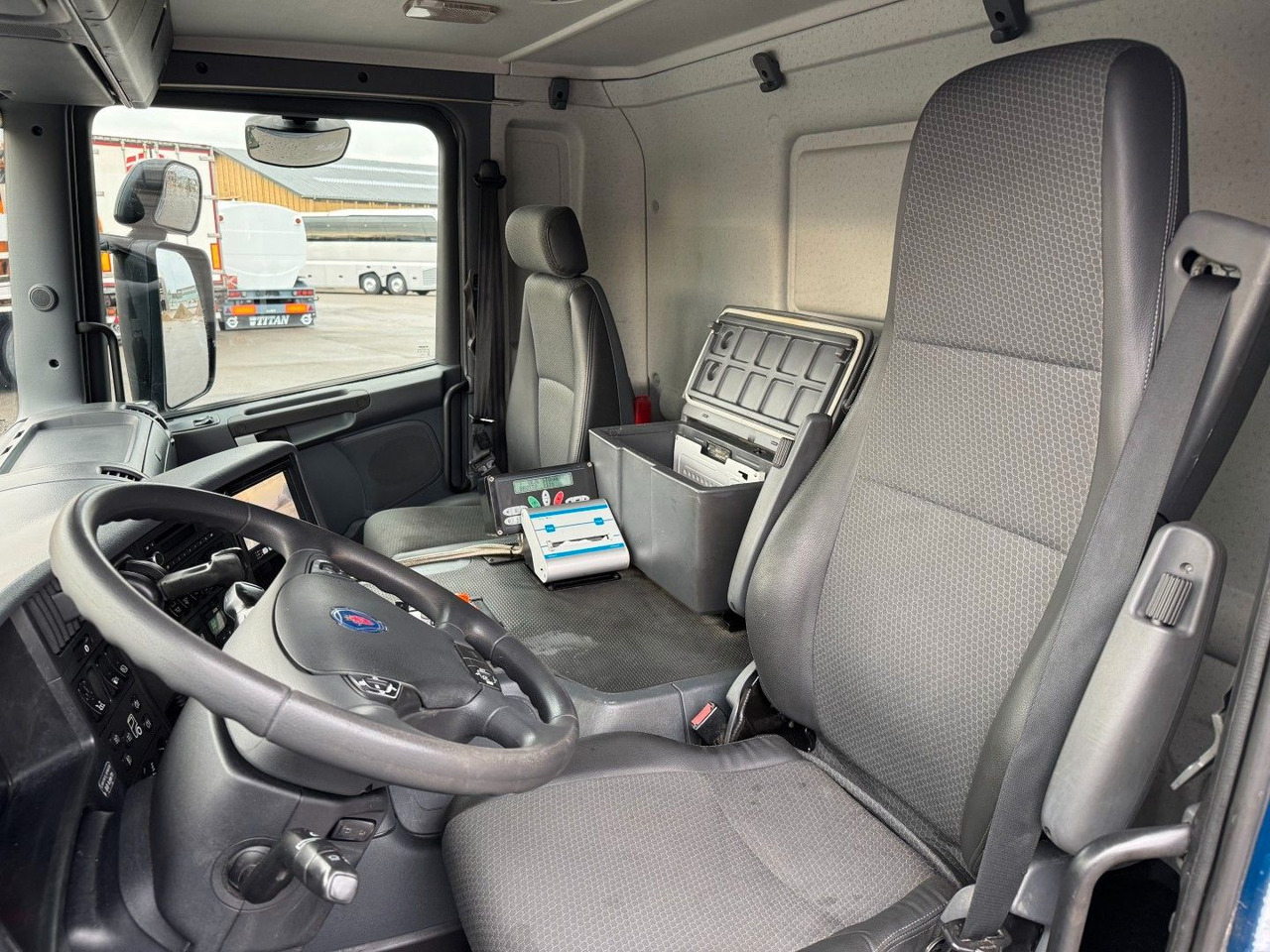 Scania P320 6x2*4 Euro 6 NTM 21 m3 - Auto na odvoz odpadu: obrázok 5 Scania P320 6x2*4 Euro 6 NTM 21 m3 - Auto na odvoz odpadu: obrázok 5