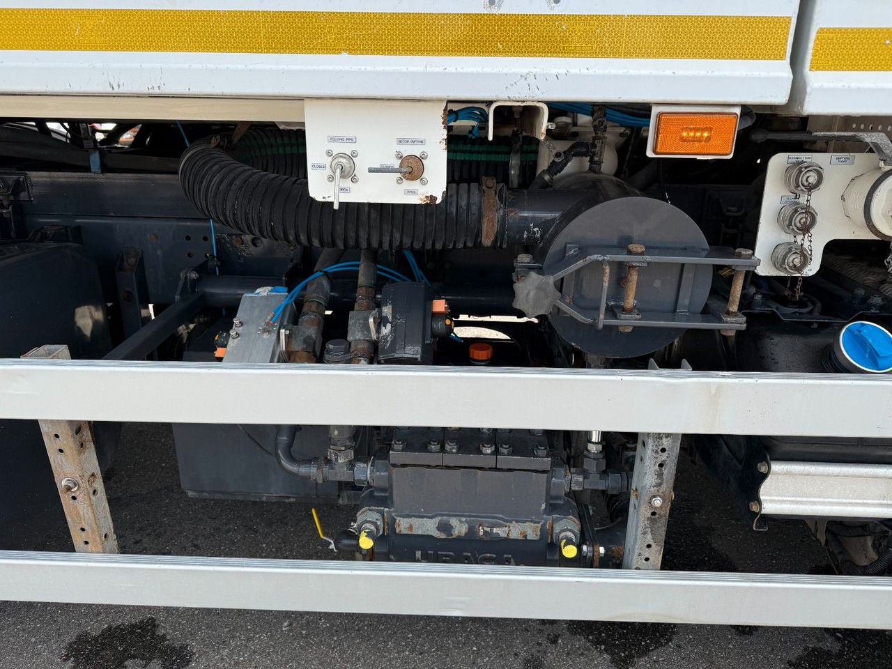 Fekálne vozidlo Scania P360 Euro 6 6x4 JHL Hvidtved Larsen FlexLine 312: obrázok 19