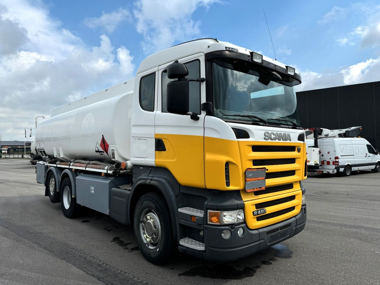 Scania R480 6x2*4 19.000 L ADR Tanktruck - Cisternové vozidlo: obrázok 2 Scania R480 6x2*4 19.000 L ADR Tanktruck - Cisternové vozidlo: obrázok 2