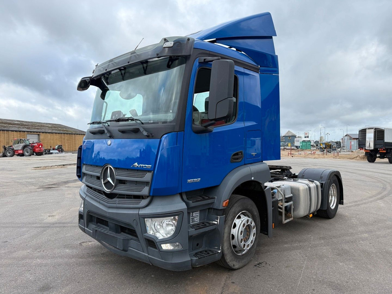 Mercedes-Benz Actros 1832 4x2 Euro 6 - Ťahač: obrázok 1 Mercedes-Benz Actros 1832 4x2 Euro 6 - Ťahač: obrázok 1