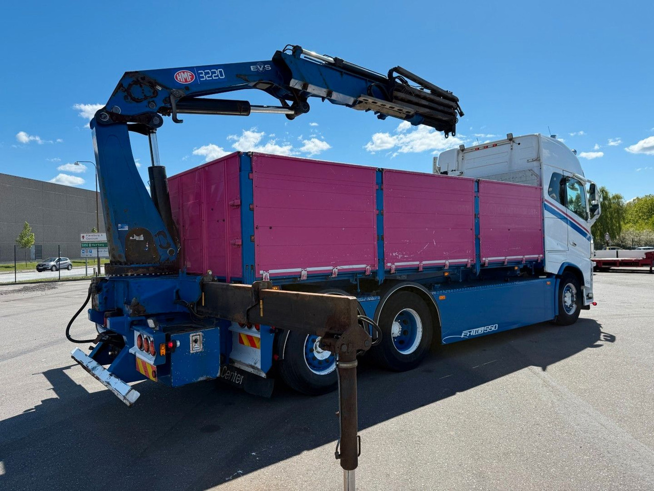 Volvo FH 16.550 6x2*4 / Crane HMF 3220K4 Euro 6 - Auto s hydraulickou rukou: obrázok 4 Volvo FH 16.550 6x2*4 / Crane HMF 3220K4 Euro 6 - Auto s hydraulickou rukou: obrázok 4