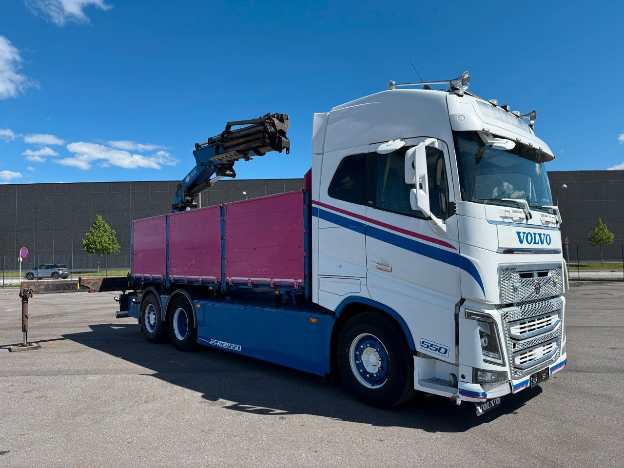 Volvo FH 16.550 6x24 / Crane HMF 3220K4 Euro 6 - Auto s hydraulickou rukou: obrázok 3 Volvo FH 16.550 6x24 / Crane HMF 3220K4 Euro 6 - Auto s hydraulickou rukou: obrázok 3