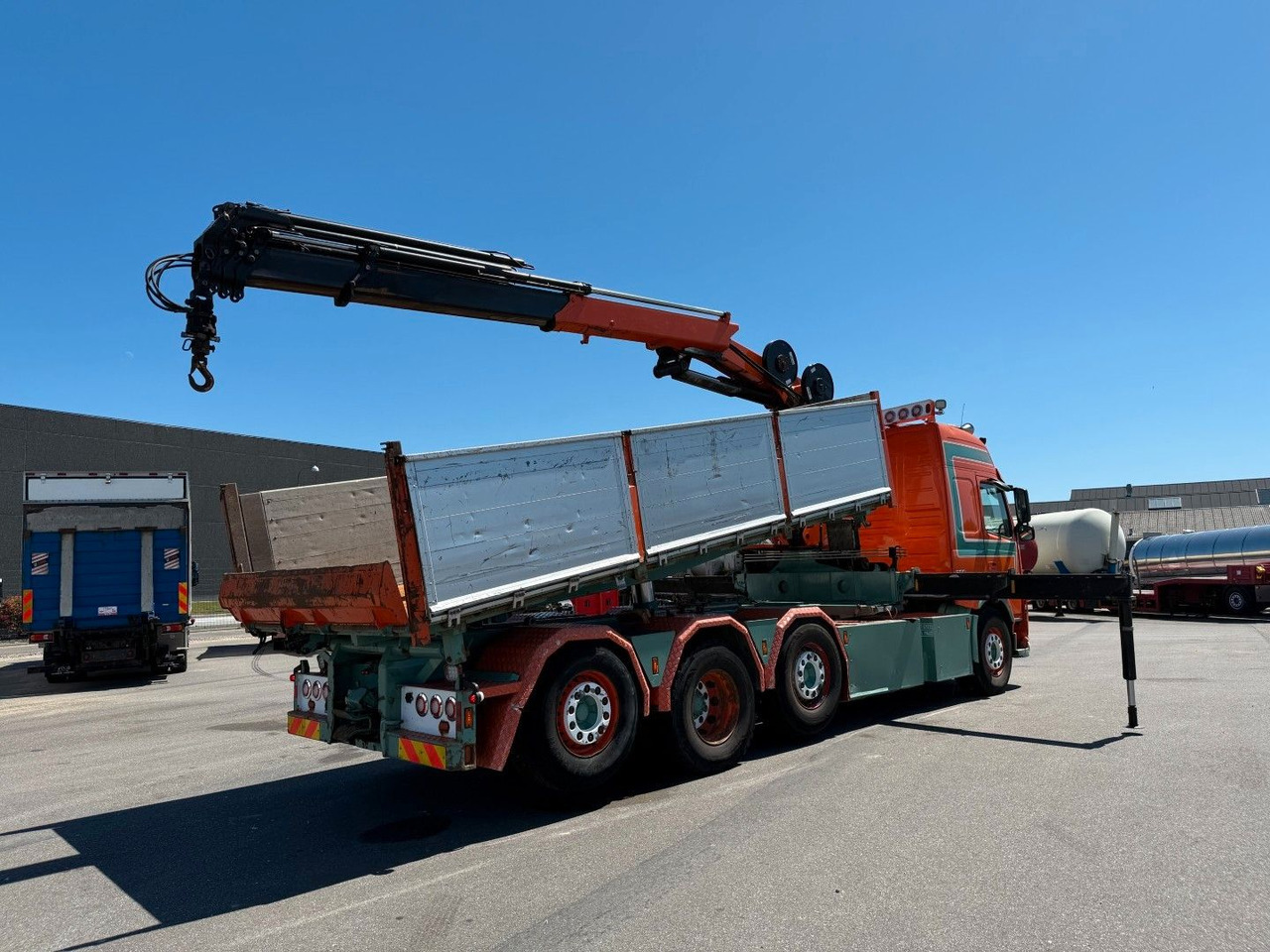 Volvo FM500 8x2*6 Crane HMF 2620 K5 Pendel Tipper - Auto s hydraulickou rukou: obrázok 3 Volvo FM500 8x2*6 Crane HMF 2620 K5 Pendel Tipper - Auto s hydraulickou rukou: obrázok 3