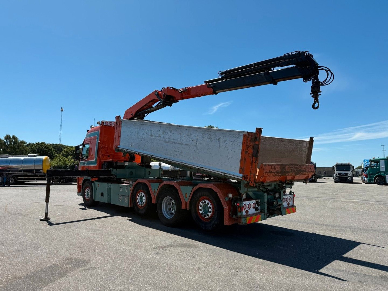 Volvo FM500 8x2*6 Crane HMF 2620 K5 Pendel Tipper - Auto s hydraulickou rukou: obrázok 4 Volvo FM500 8x2*6 Crane HMF 2620 K5 Pendel Tipper - Auto s hydraulickou rukou: obrázok 4