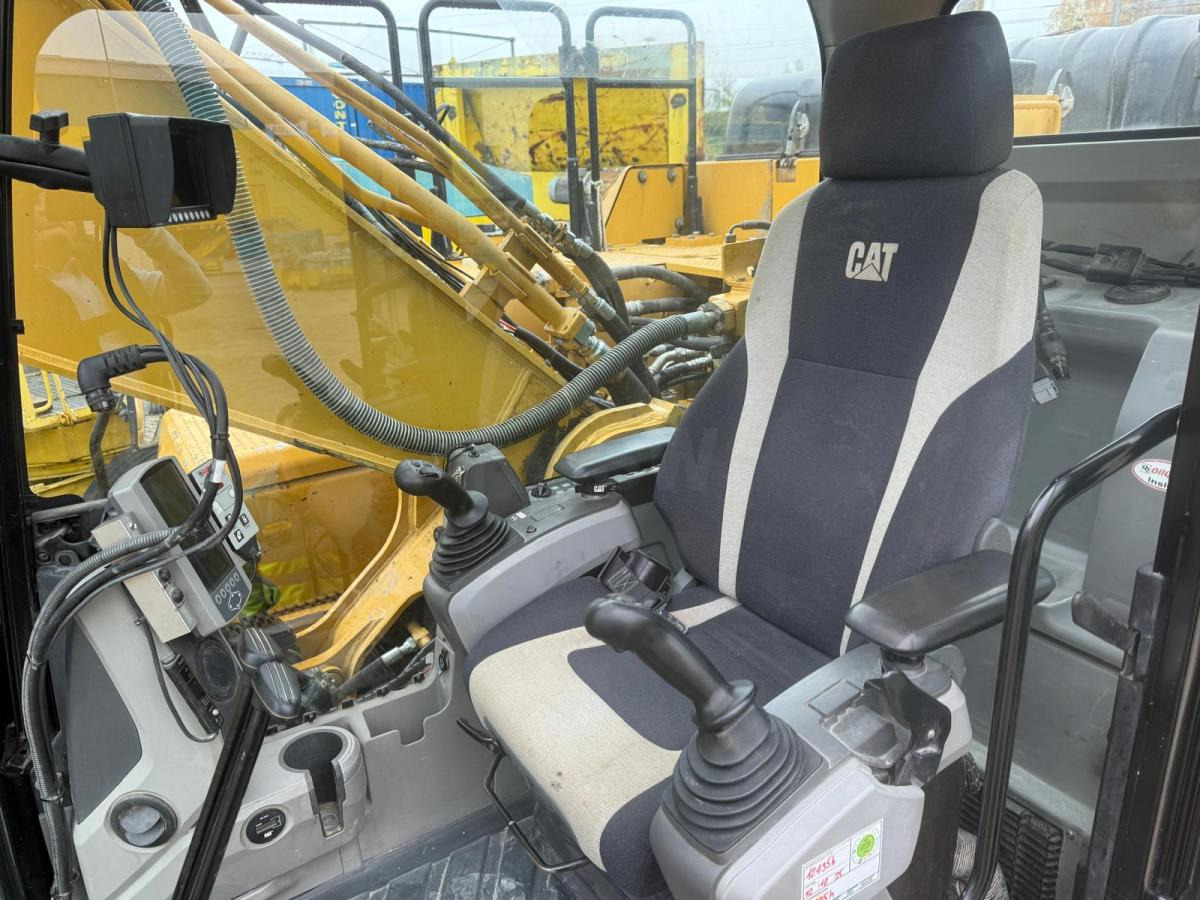 Caterpillar 330FLN - Pásové rýpadlo: obrázok 5 Caterpillar 330FLN - Pásové rýpadlo: obrázok 5