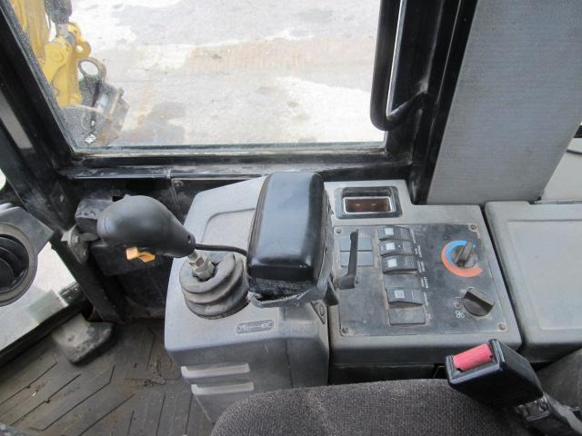 Kolesový nakladač Caterpillar 928G: obrázok 7