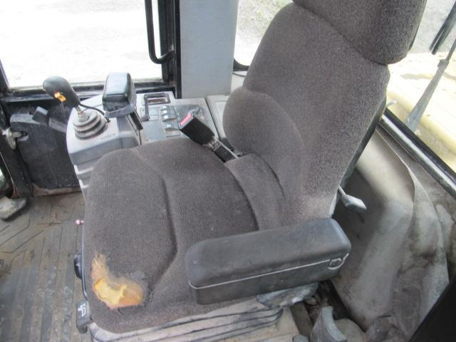 Kolesový nakladač Caterpillar 928G: obrázok 6