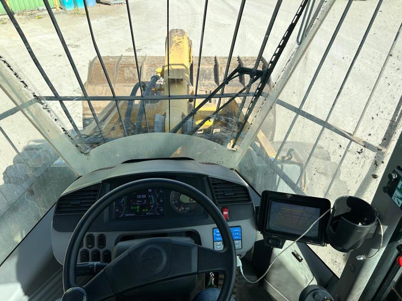 Komatsu WA380-8E0 - Kolesový nakladač: obrázok 5 Komatsu WA380-8E0 - Kolesový nakladač: obrázok 5