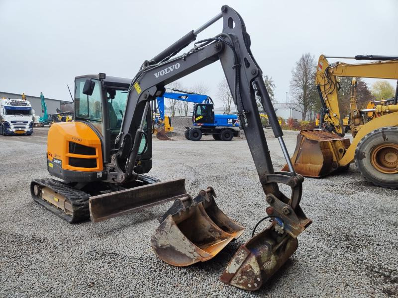 Volvo ECR40D - Mini rýpadlo: obrázok 3 Volvo ECR40D - Mini rýpadlo: obrázok 3
