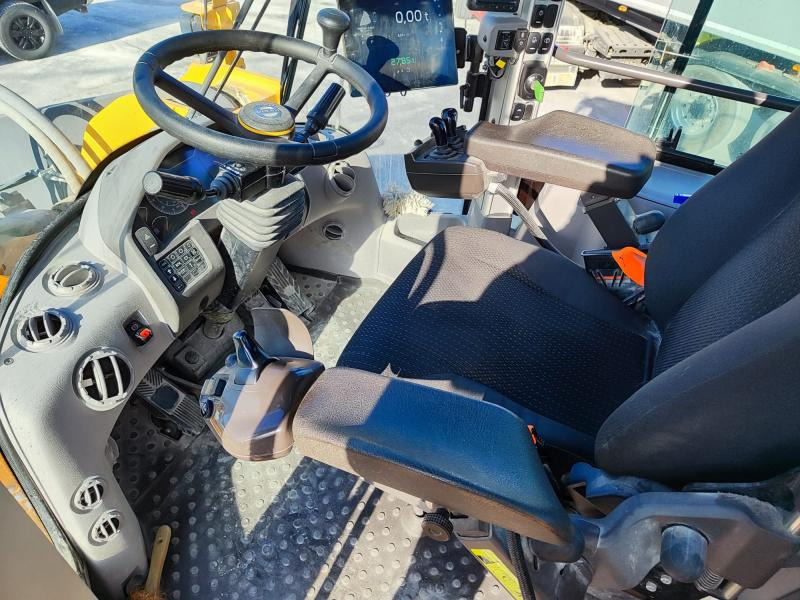 Volvo L180H Long Boom - Kolesový nakladač: obrázok 5 Volvo L180H Long Boom - Kolesový nakladač: obrázok 5