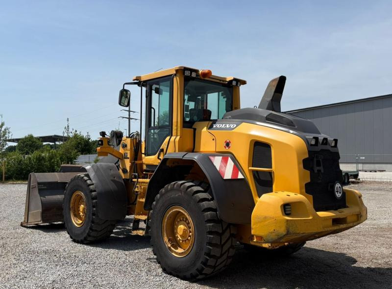 Volvo L90H - Kolesový nakladač: obrázok 1 Volvo L90H - Kolesový nakladač: obrázok 1
