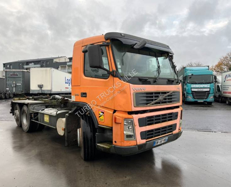 Volvo FM 340 - Hákový nosič kontajnerov: obrázok 2 Volvo FM 340 - Hákový nosič kontajnerov: obrázok 2