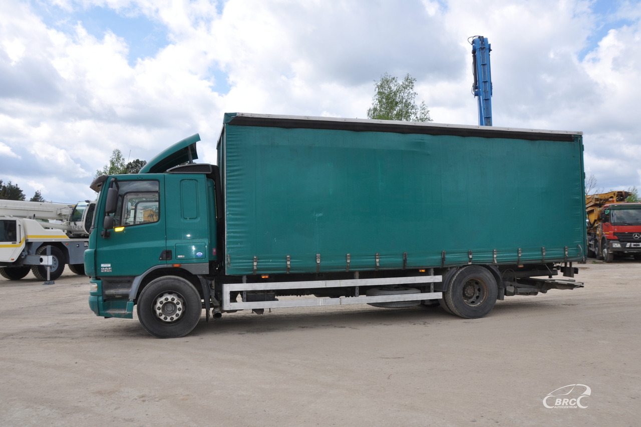 DAF CF 75.310 - Plachtové nákladné vozidlo: obrázok 3 DAF CF 75.310 - Plachtové nákladné vozidlo: obrázok 3