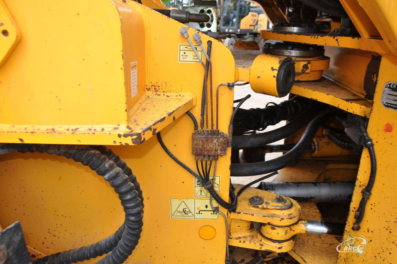 Kolesový nakladač Hyundai HL770-7: obrázok 9