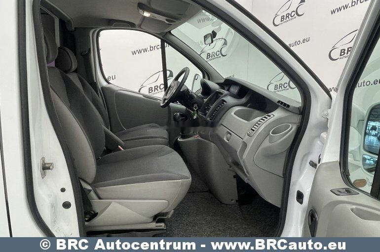 Opel Vivaro 2.5 CDTI - Karavan: obrázok 4 Opel Vivaro 2.5 CDTI - Karavan: obrázok 4