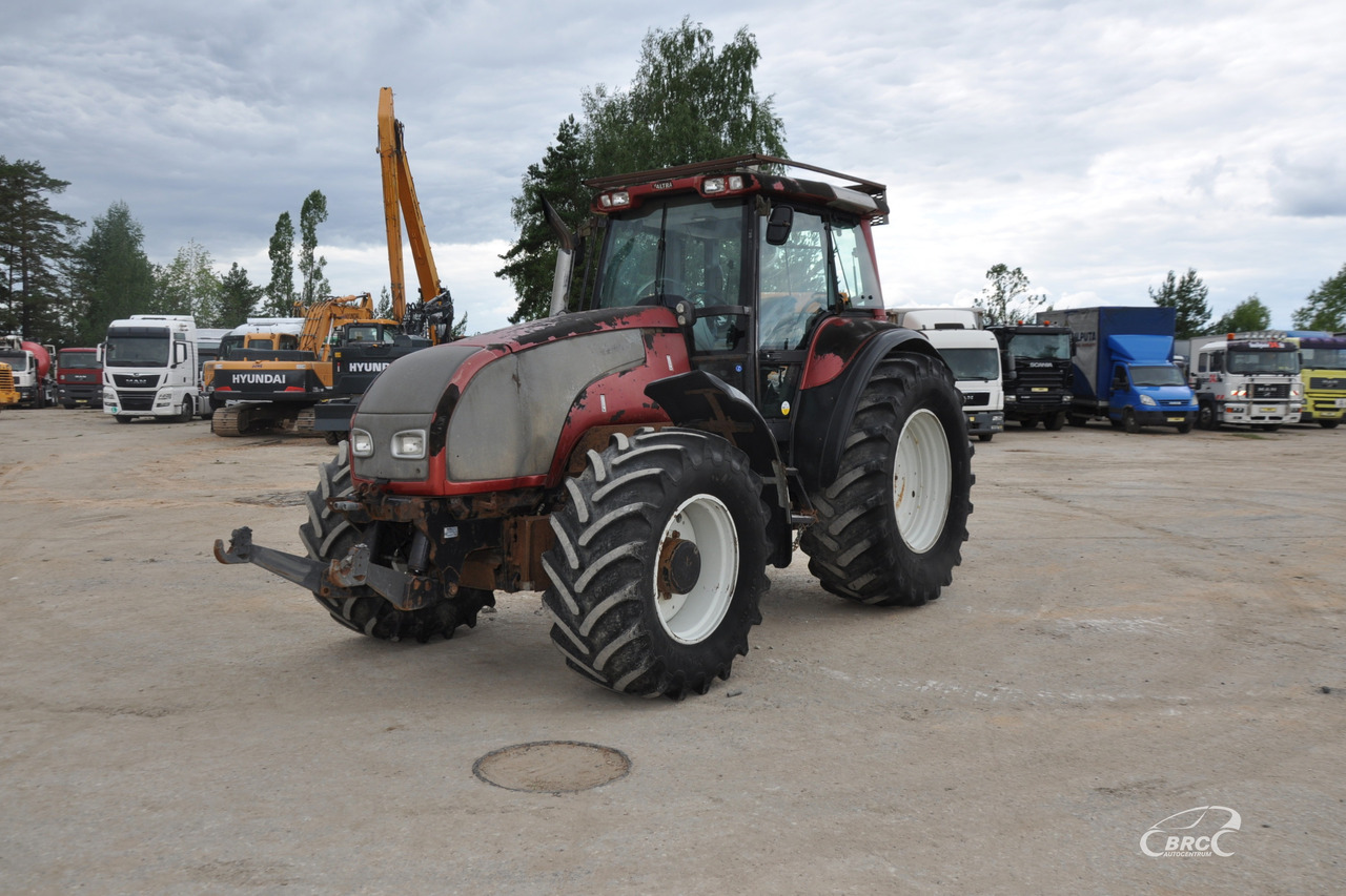 Valtra T190 - Traktor: obrázok 1 Valtra T190 - Traktor: obrázok 1