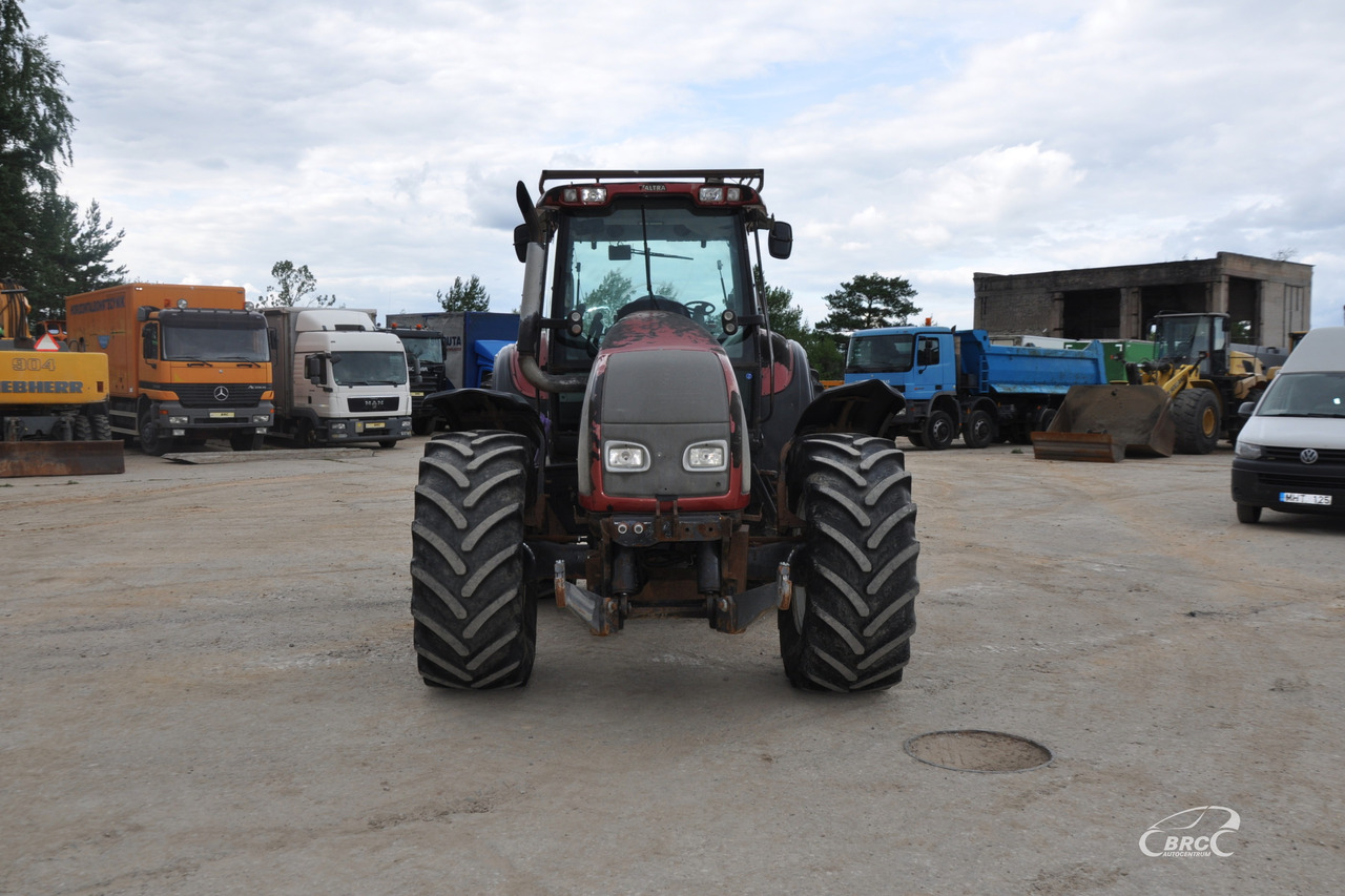 Valtra T190 - Traktor: obrázok 3 Valtra T190 - Traktor: obrázok 3