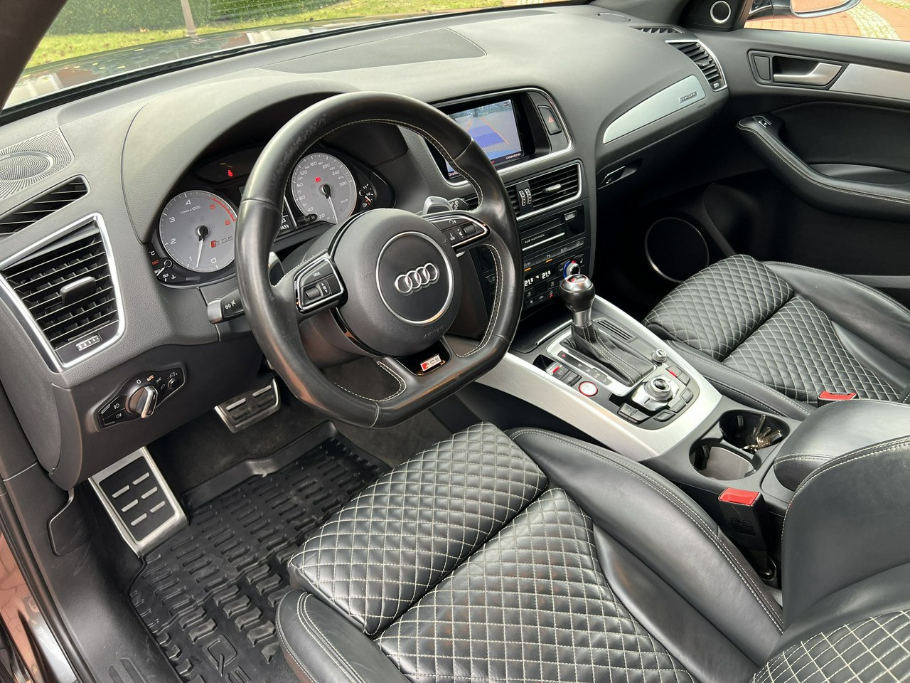 SUV Audi SQ5: obrázok 21