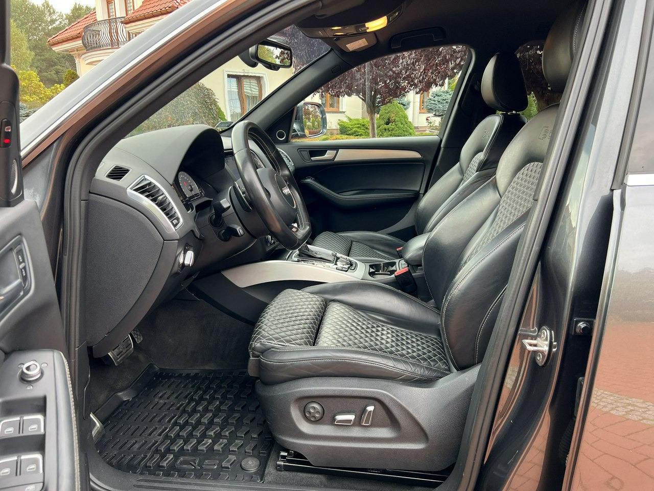SUV Audi SQ5: obrázok 17