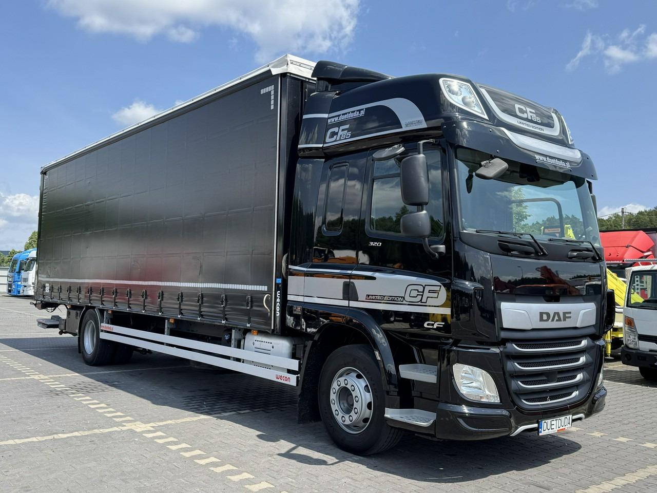 DAF CF 320 E6 Winda Firana Tył Drzwi Dach Zsuwany Długi 9.40m - Plachtové nákladné vozidlo: obrázok 1 DAF CF 320 E6 Winda Firana Tył Drzwi Dach Zsuwany Długi 9.40m - Plachtové nákladné vozidlo: obrázok 1