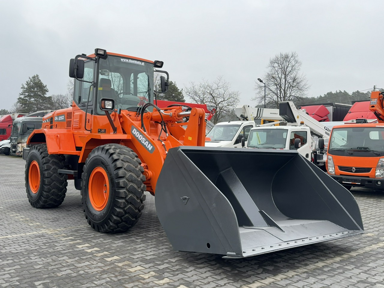 Kolesový nakladač Doosan DL250 14,5Ton Łyżka Wysokiego Wysypu !!!: obrázok 7 Kolesový nakladač Doosan DL250 14,5Ton Łyżka Wysokiego Wysypu !!!: obrázok 7